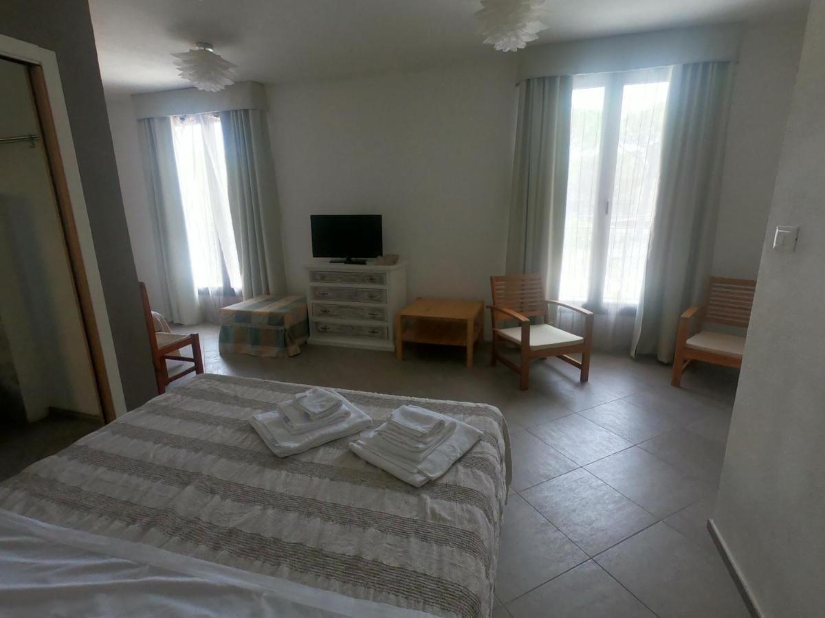 Villa La Conchiglia Rooms Кала-Либеротто Экстерьер фото