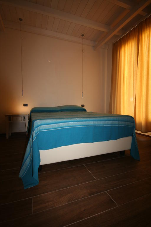 Villa La Conchiglia Rooms Кала-Либеротто Номер фото